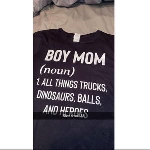 Size small boy mom T-shirt